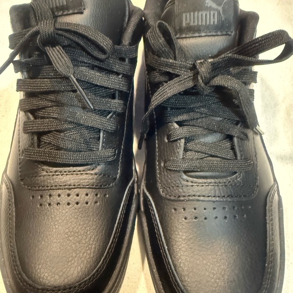 Puma Caracal/ black/ Men size 9.5 - Picture 3 of 8